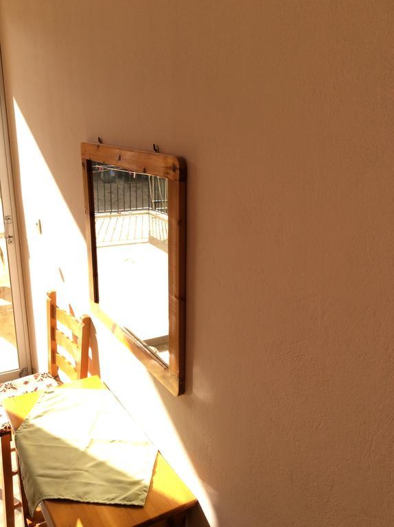 Apartments Rania Tolón Habitación foto